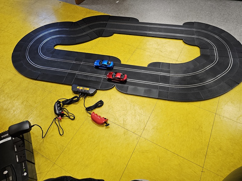 T005Plus 3.7meter starter track with 2 Subaru BRZ cars T005Plus 3.7meter starter track with 2 Subaru BRZ cars